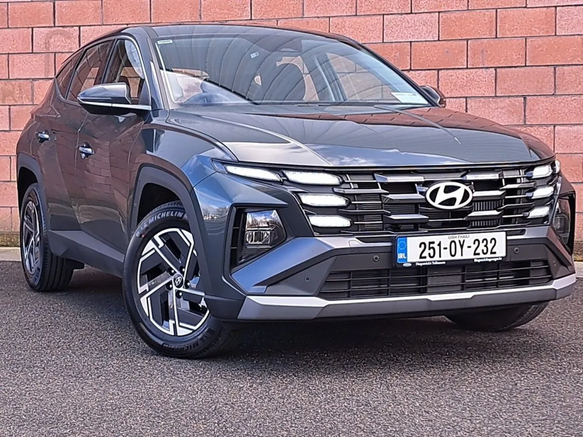 Hyundai Tucson Comfort Plus Model 1.6 Diesel. - Image 4