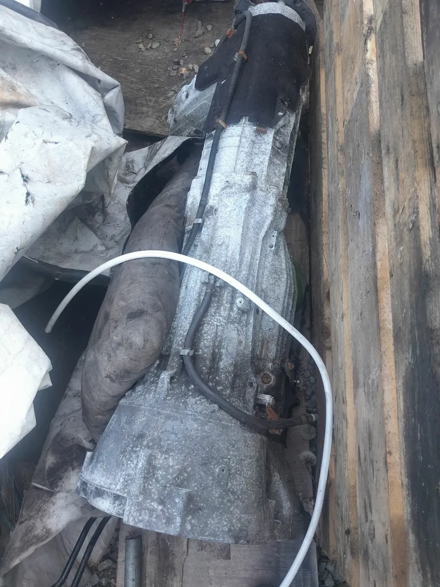 Volkswagen Touareg 2.5 tdi  174 Engine i parts - Image 4