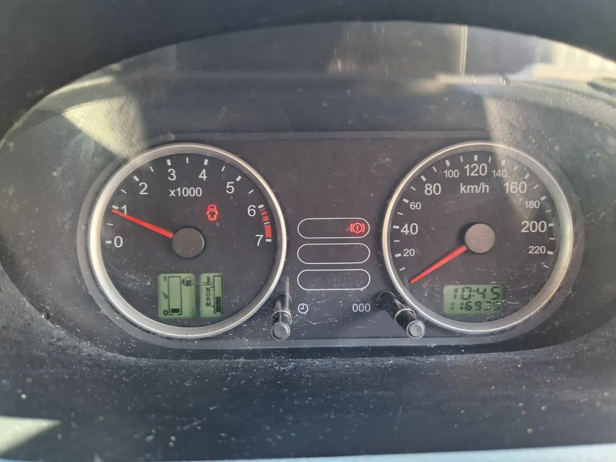 Ford Fiesta 2005 - Image 4