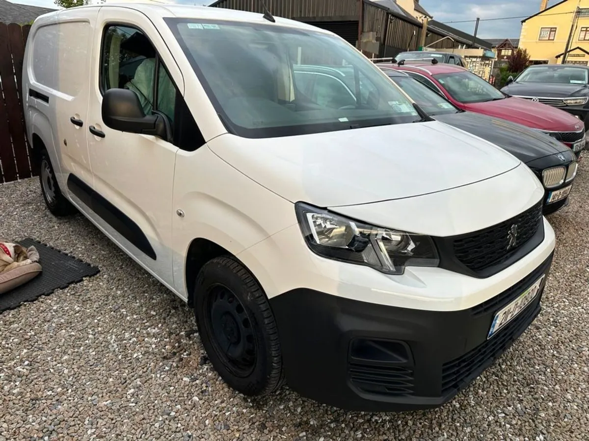 Peugeot Partner 1.5 HDI 100 LWB -  12999 Plus Vat - Image 3