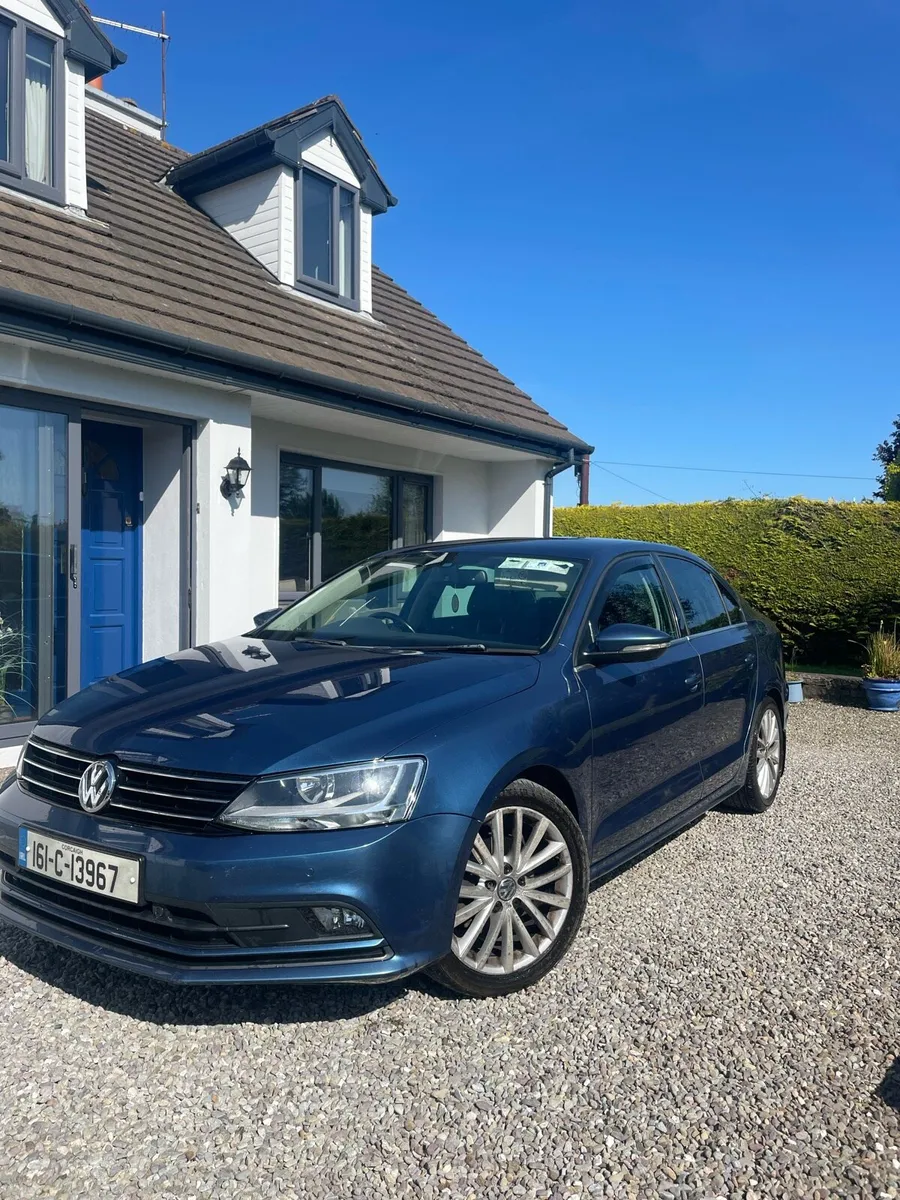 R -Line Jetta - Image 1