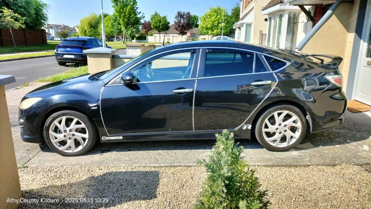 car - Image 2