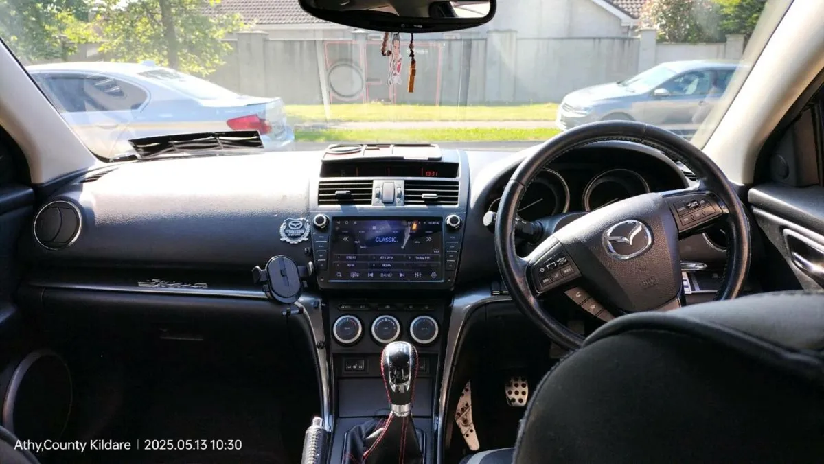 car - Image 3