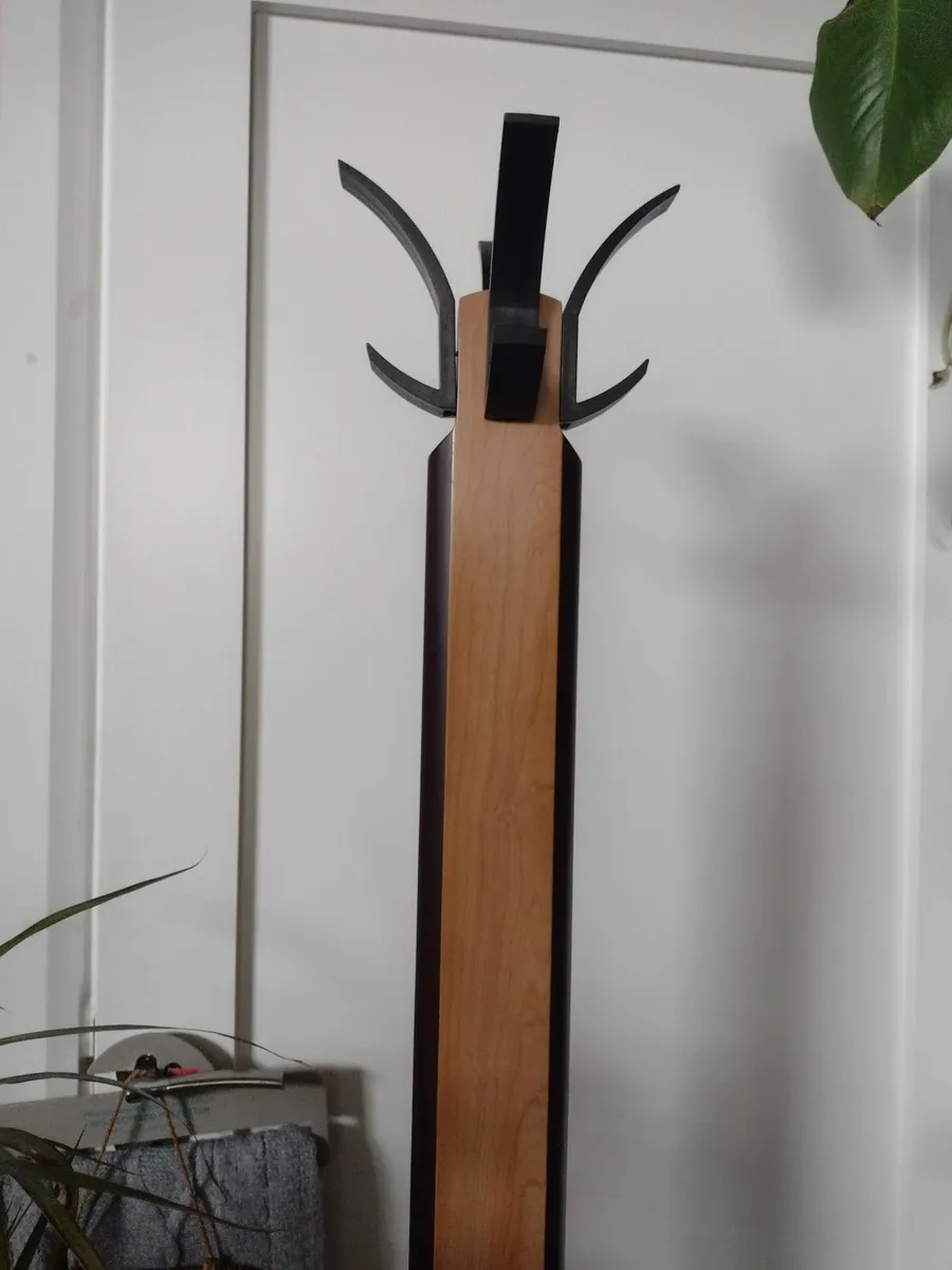 Heavy wooden coat stand - Image 1