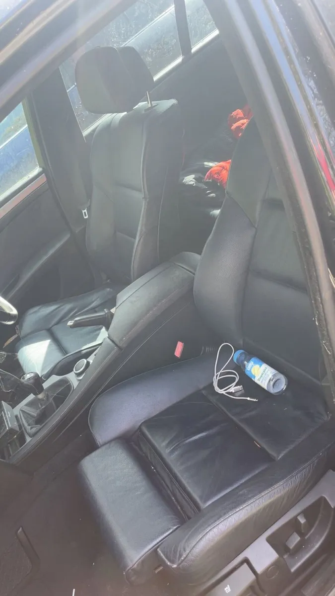 Bmw 520d n47 for breaking or sale - Image 2