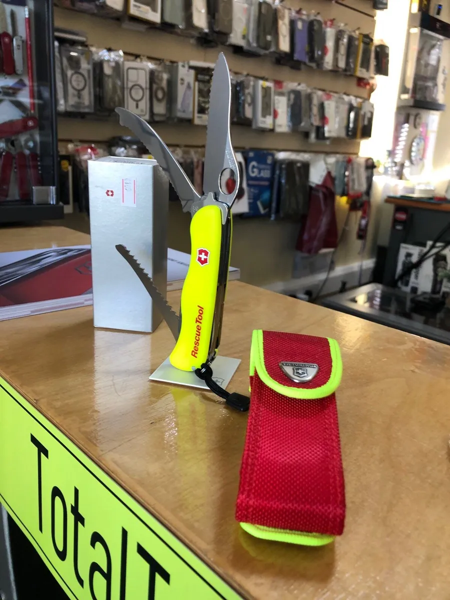 Victorinox Rescue Tool Swiss Army Knife 2025 New - Image 1