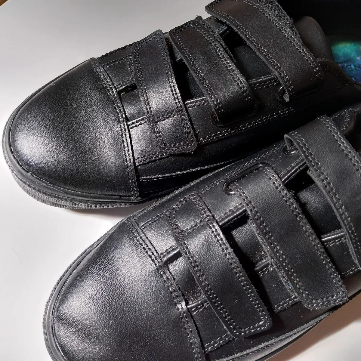 Next older boys school shoes size 8uk - Image 2