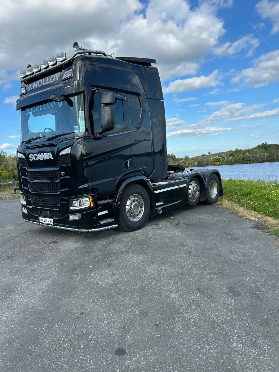 Truck - Image 2