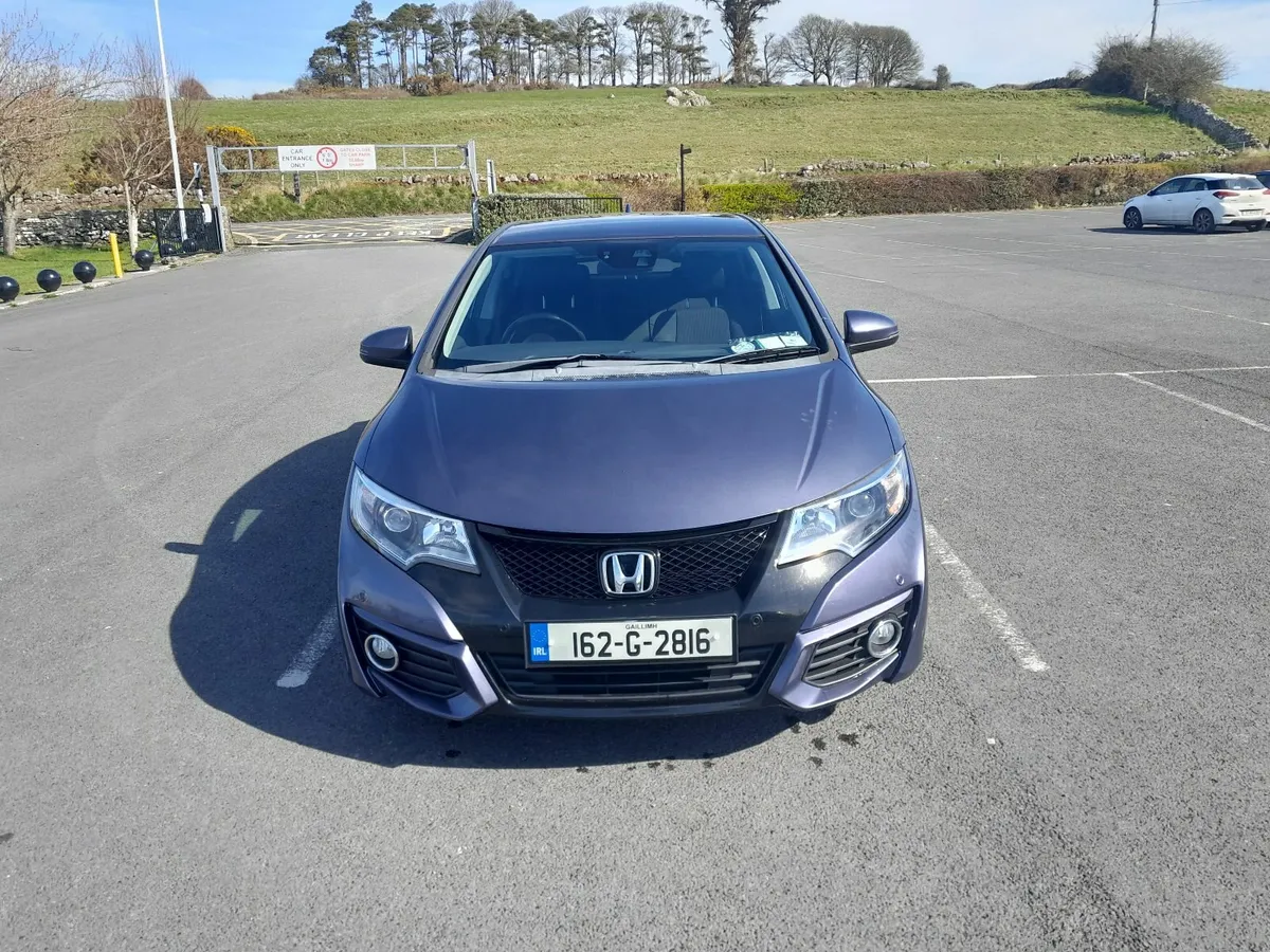 Honda Civic 2016 - Image 2