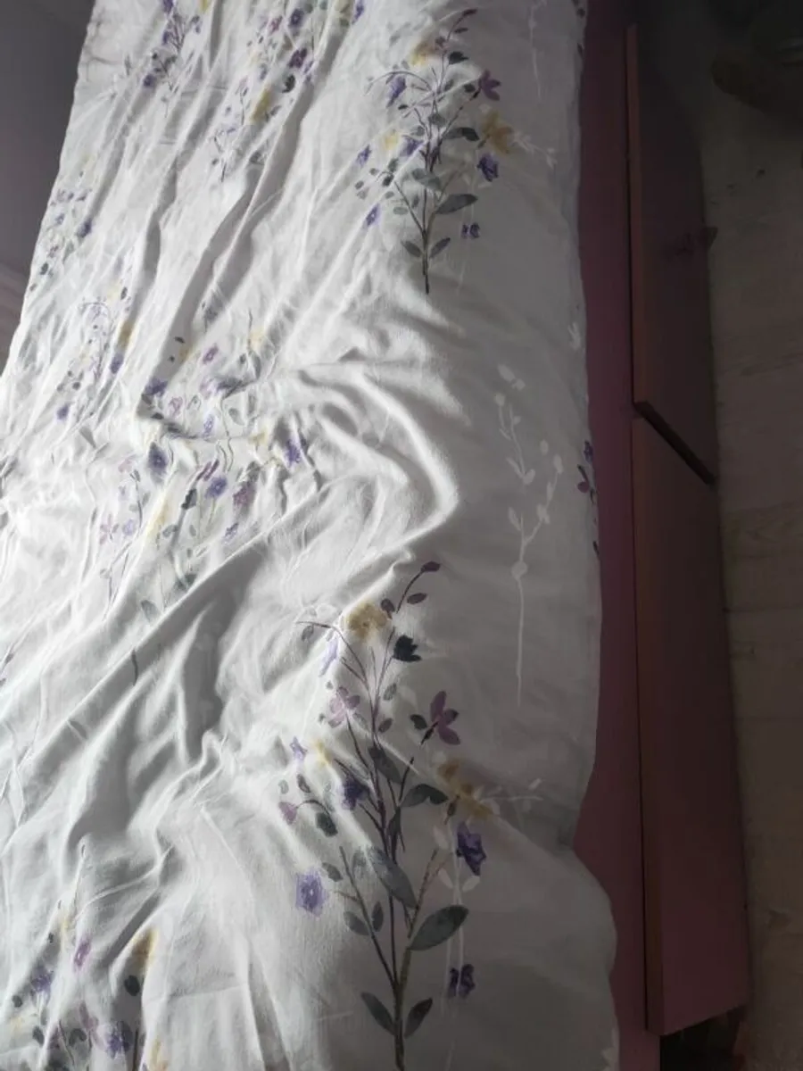 Pink Bed with storage & Toddler bed - Image 3