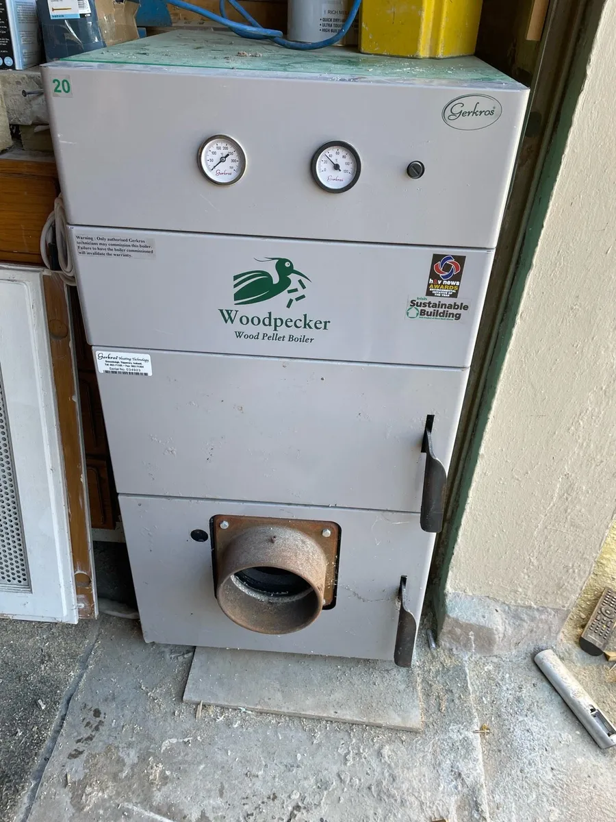 Woodpecker wood pellet burner - Image 1