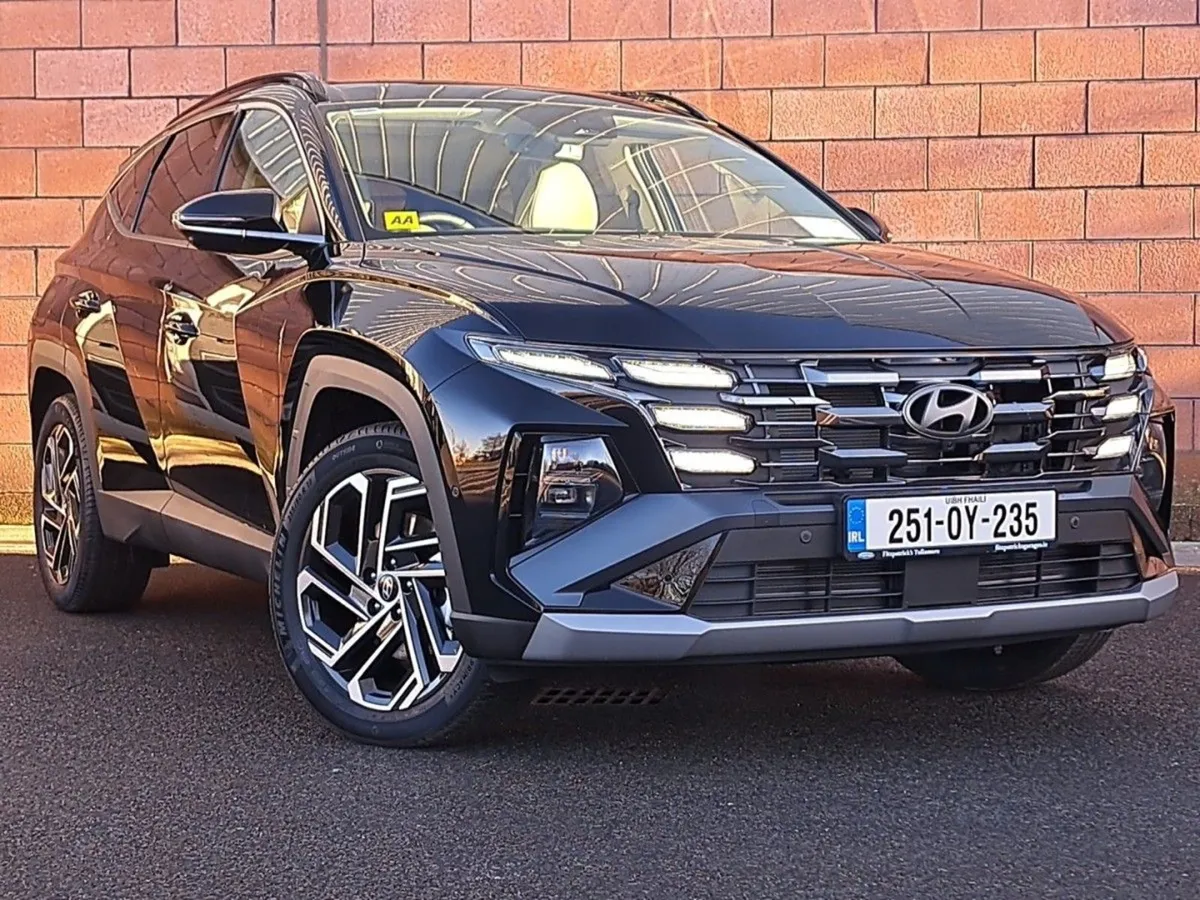 Hyundai Tucson Platinum Model 2 Wheel Drive Plug - Image 4