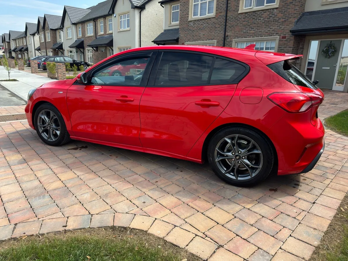 192 Ford Focus ST-Line - Image 4
