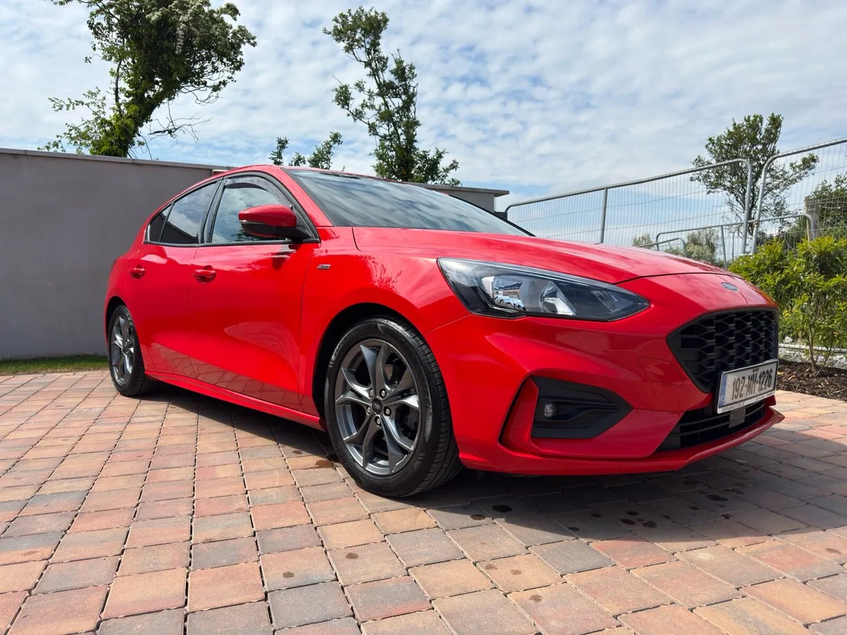 192 Ford Focus ST-Line - Image 2
