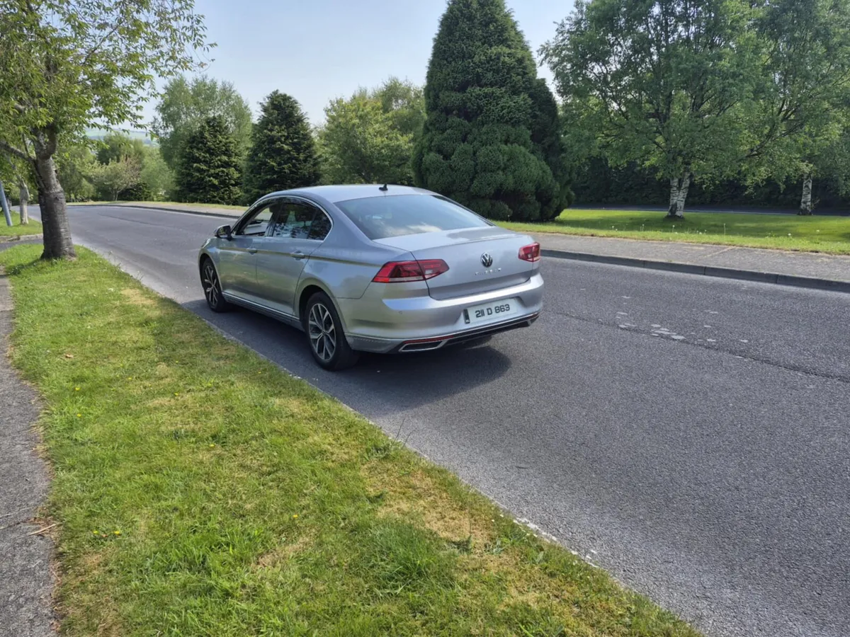 Volkswagen passat - Image 4