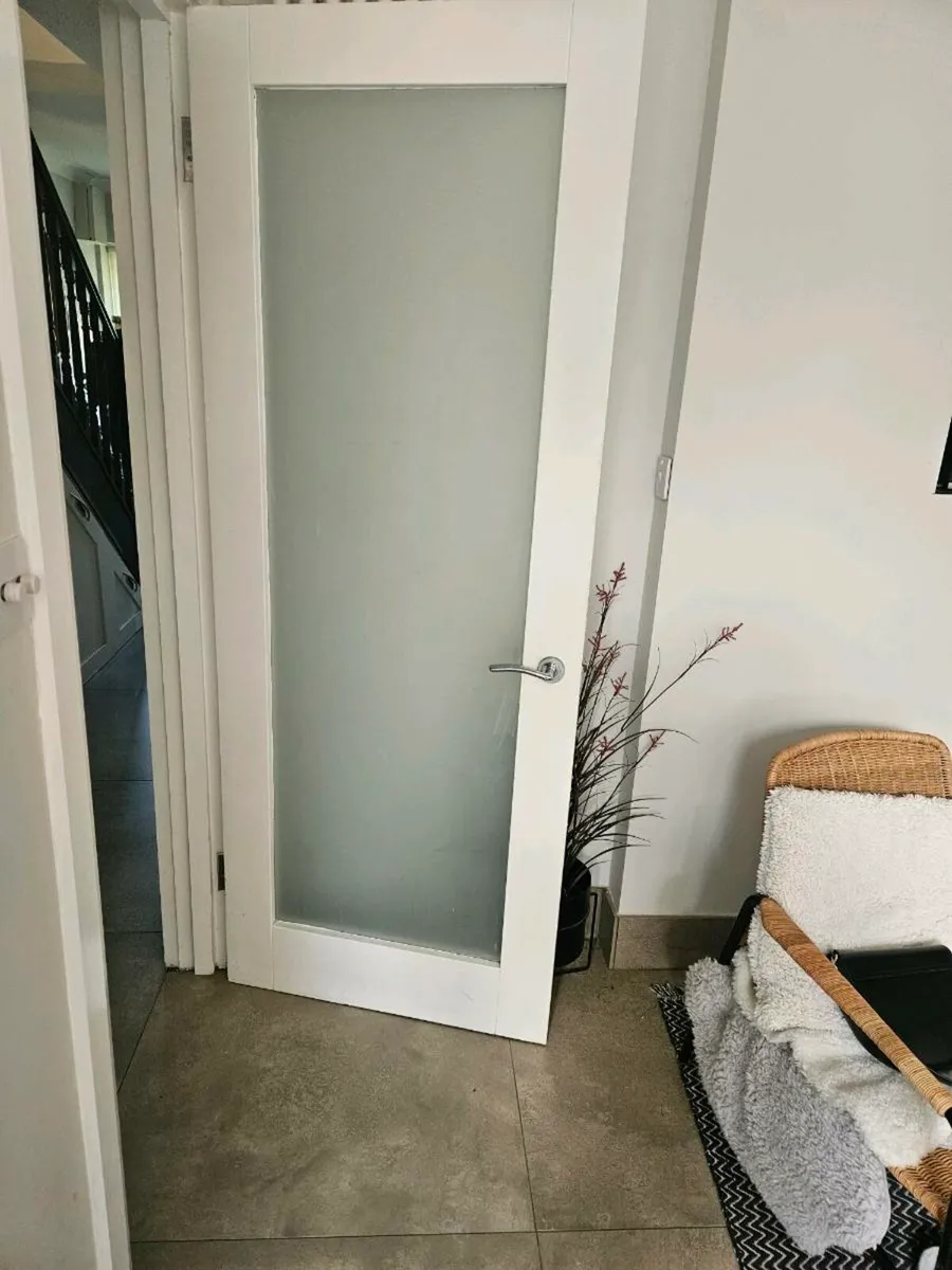2 x Shaker - lite frosted interior doors - Image 1