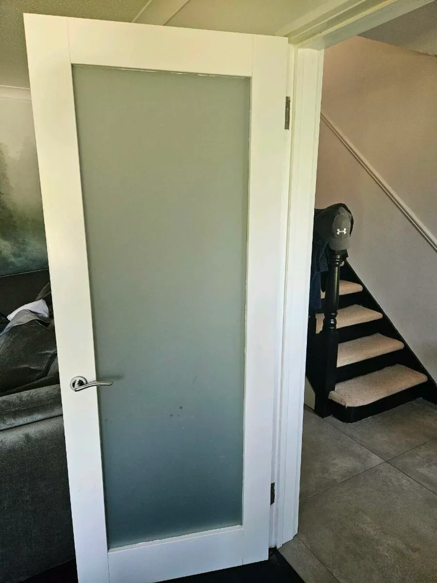 2 x Shaker - lite frosted interior doors - Image 3
