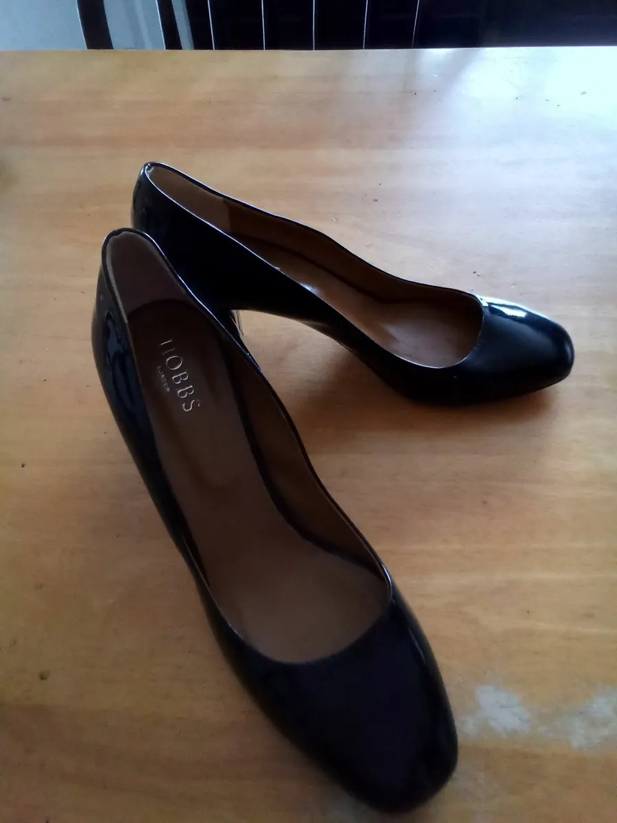 Hobbs of london ladies black patent  size 6 - Image 1