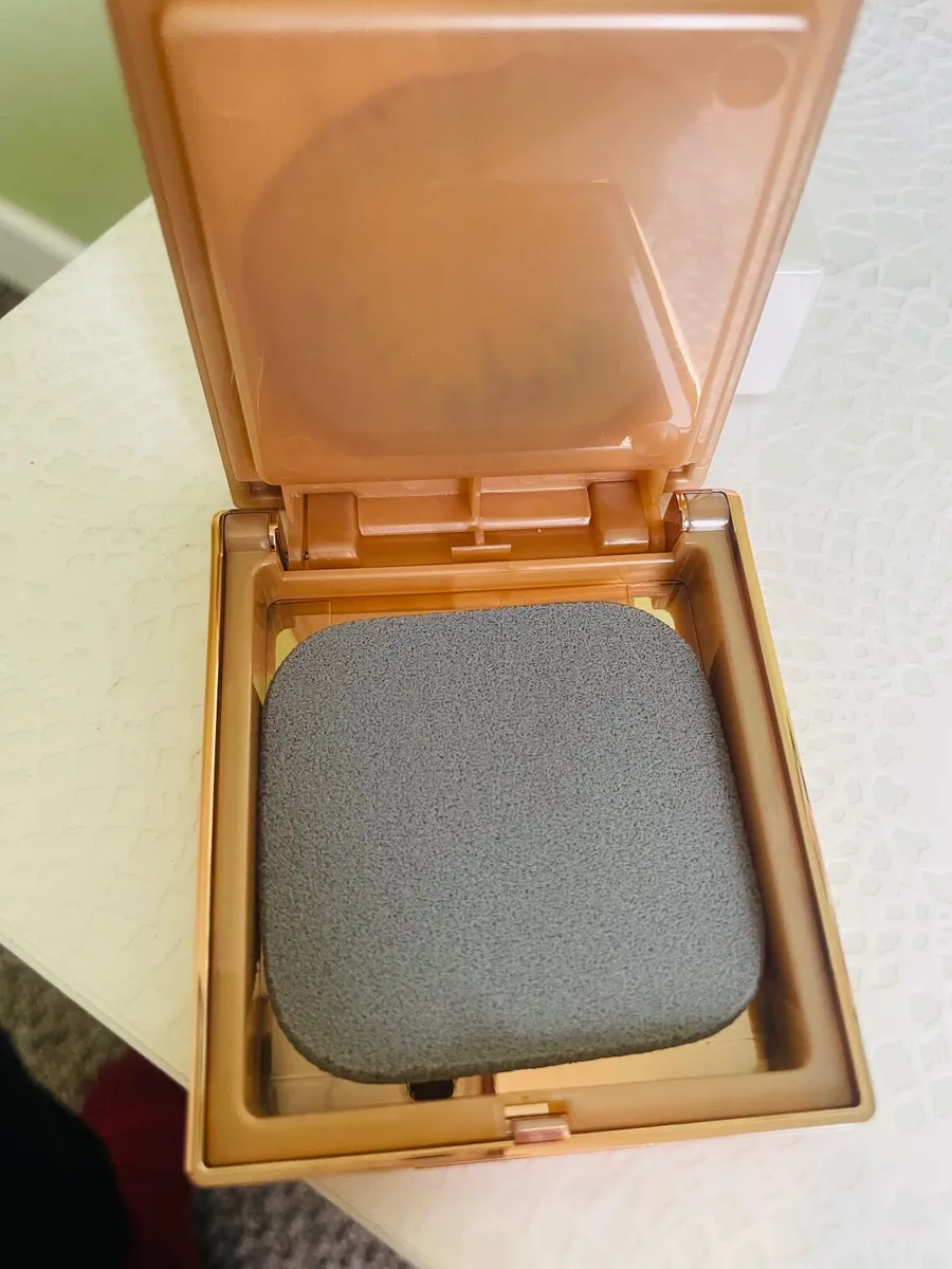 New make up - Image 4