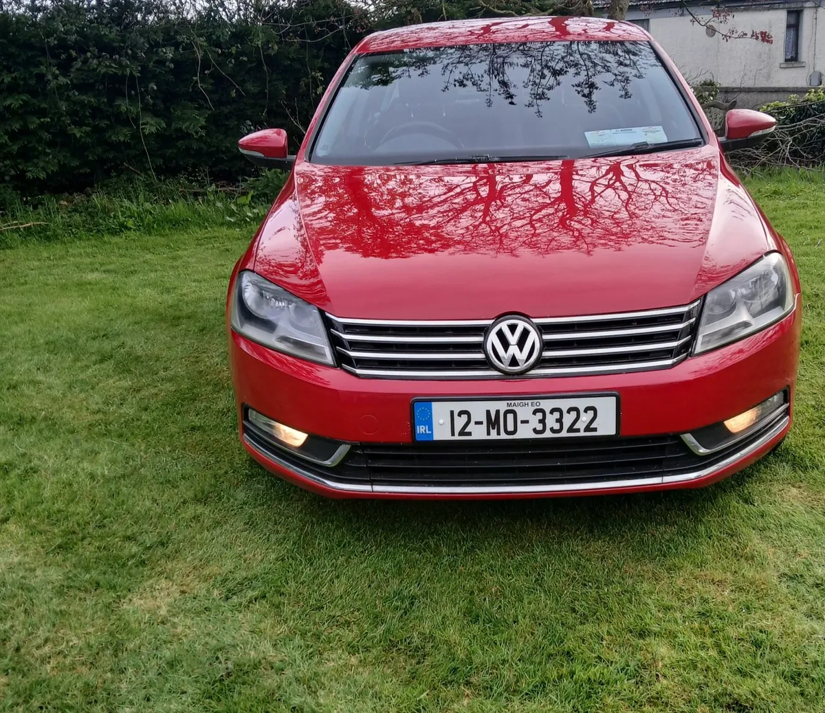 Volkswagen Passat 2012 - Image 2