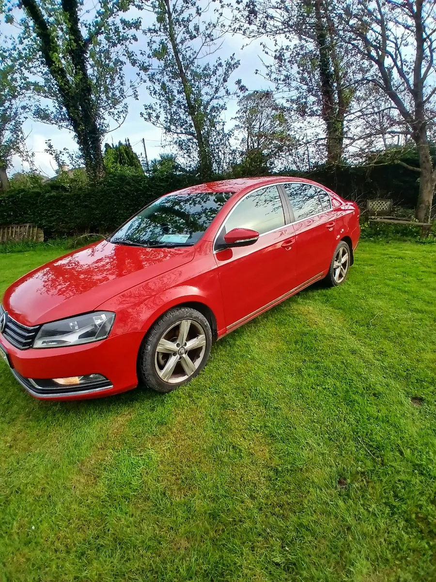 Volkswagen Passat 2012 - Image 4