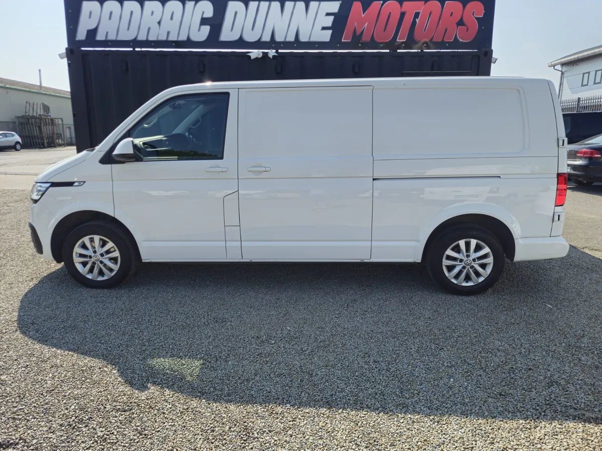 VW Transporter Highline 150BHP 6Speed - Image 3