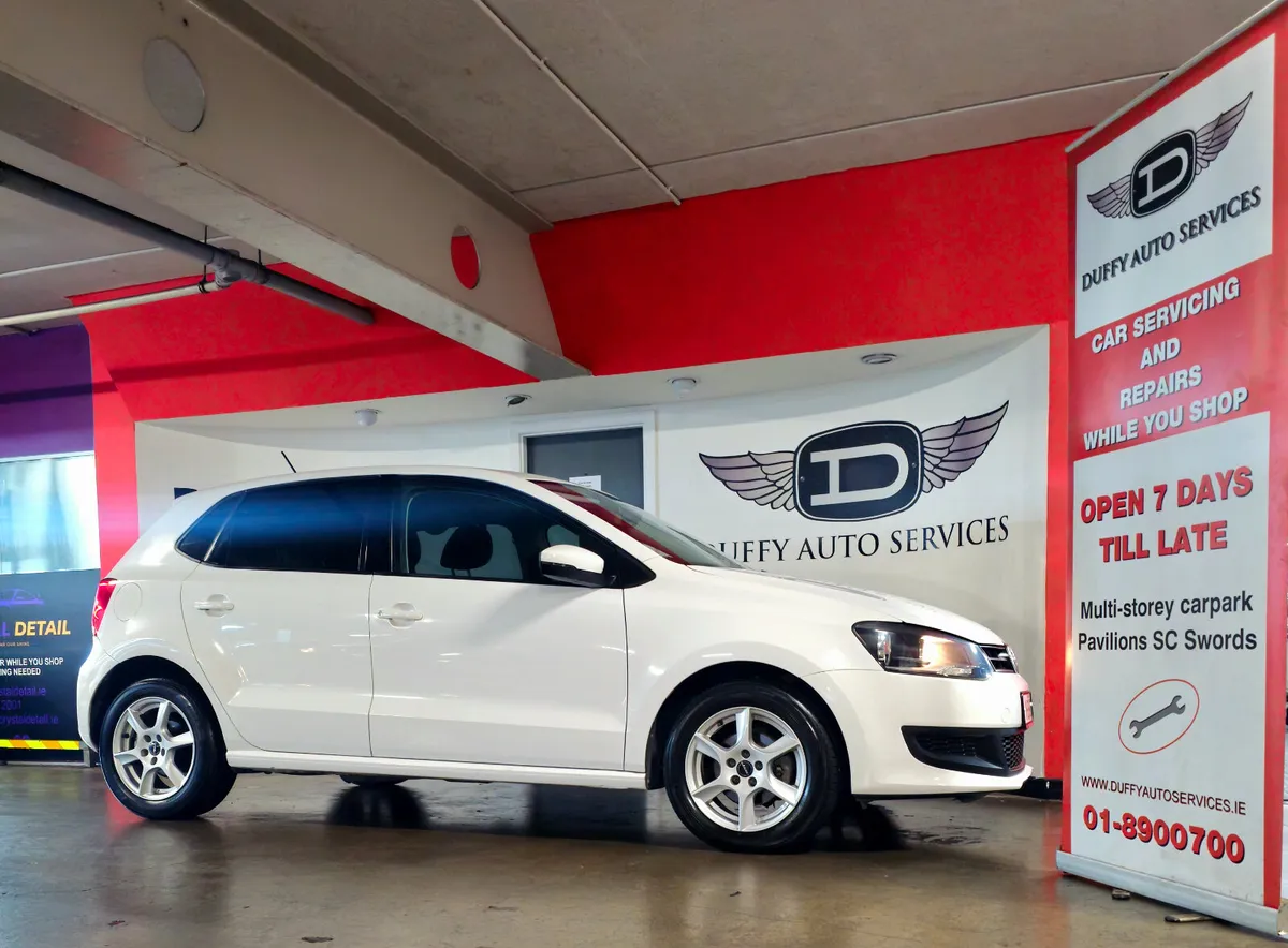 Volkswagen Polo 2011. Highline model. Automatic. - Image 2