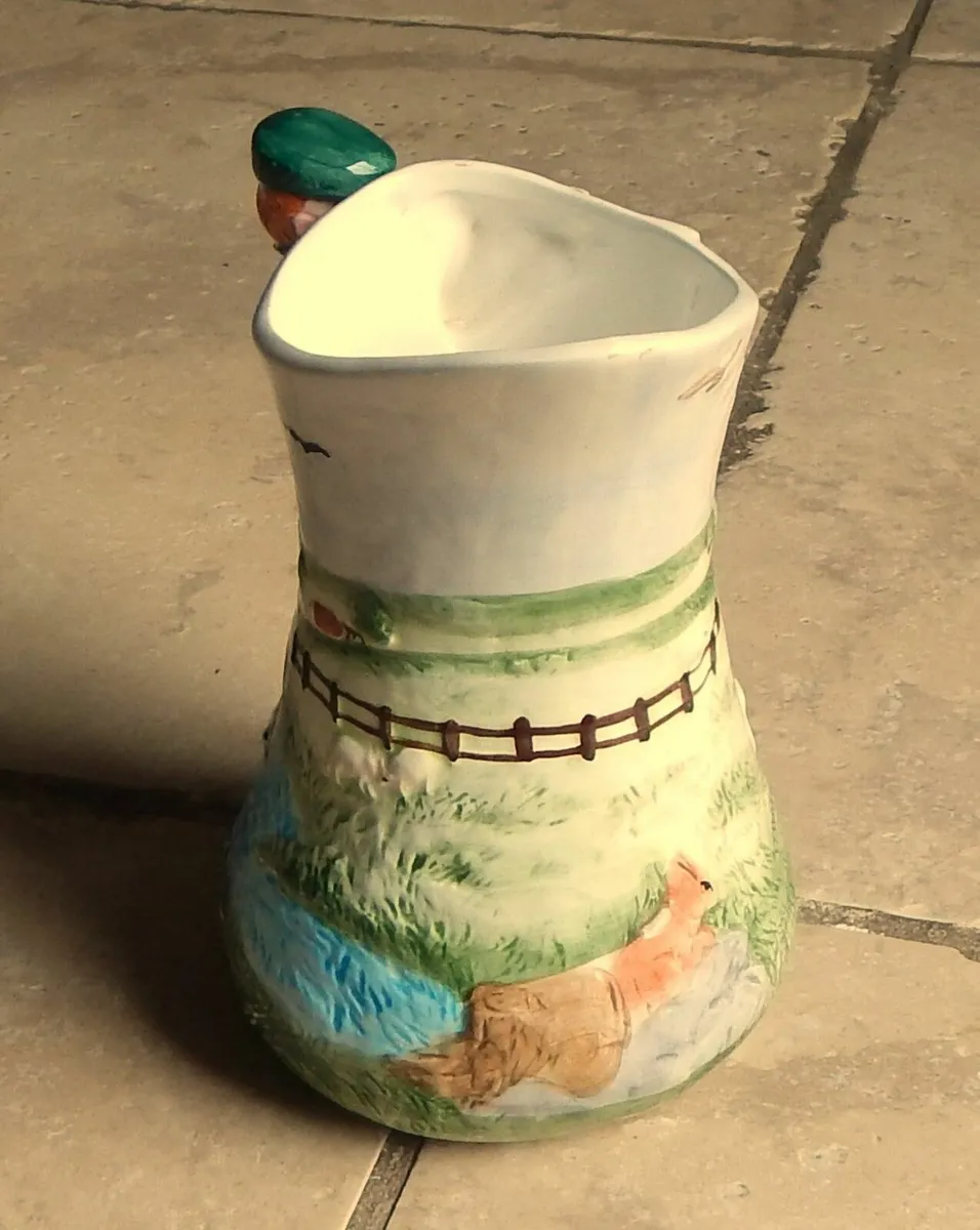 Leonardo Ceramic Jug of Hunter - Image 3