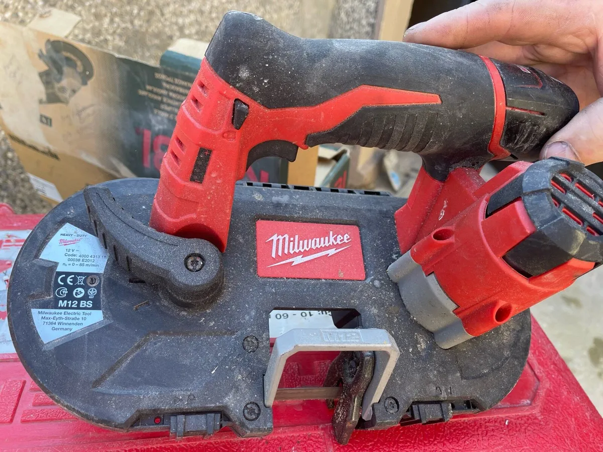 Milwaukee band saw - Image 2