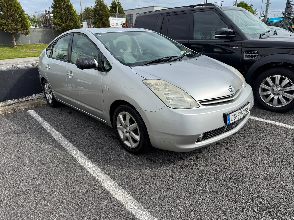 Toyota Prius - Image 1