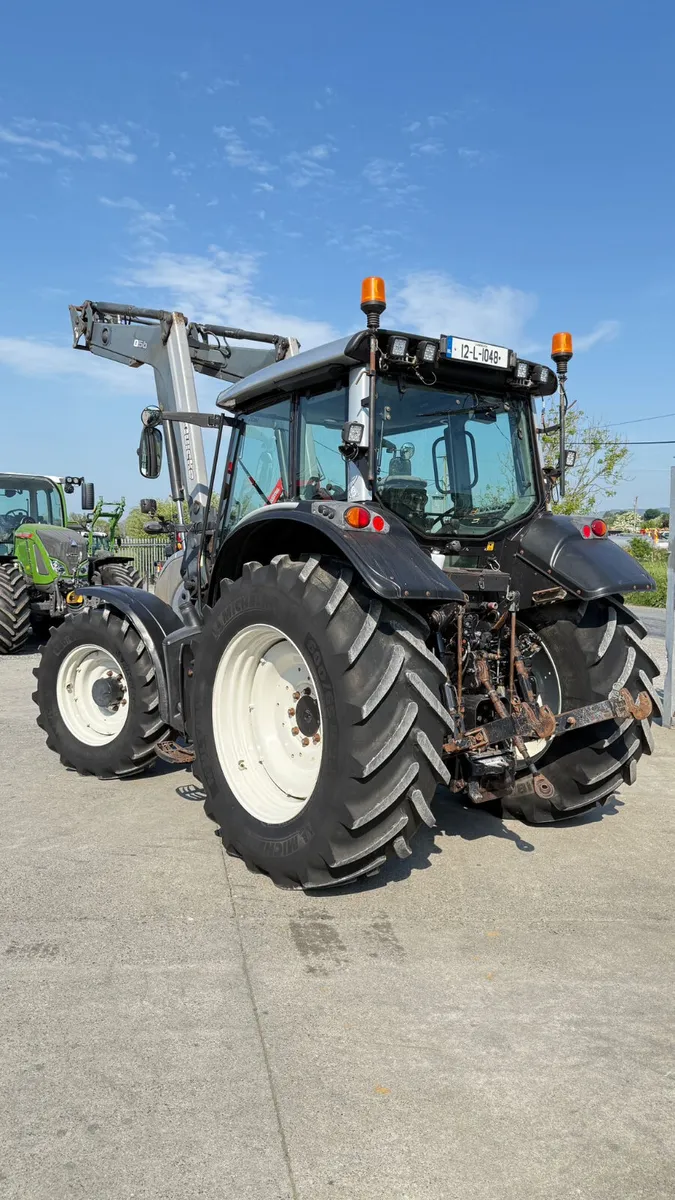 Valtra N141 - €55,000 - No VAT - Image 4