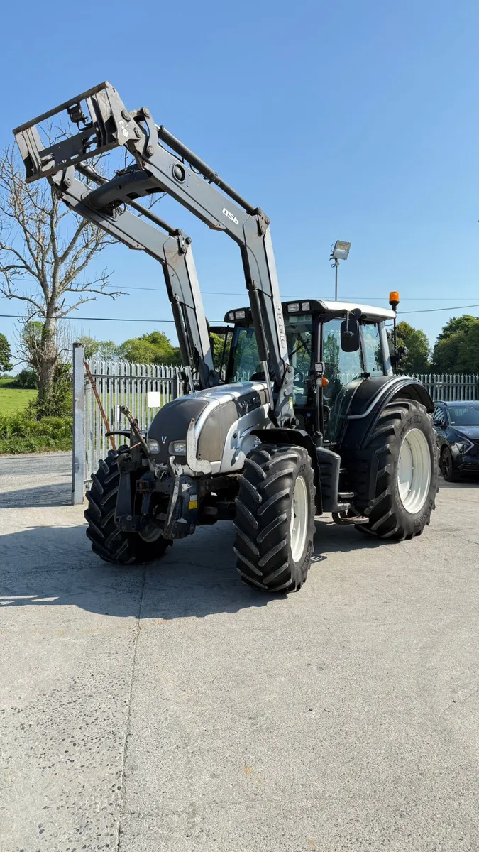Valtra N141 - €55,000 - No VAT - Image 3