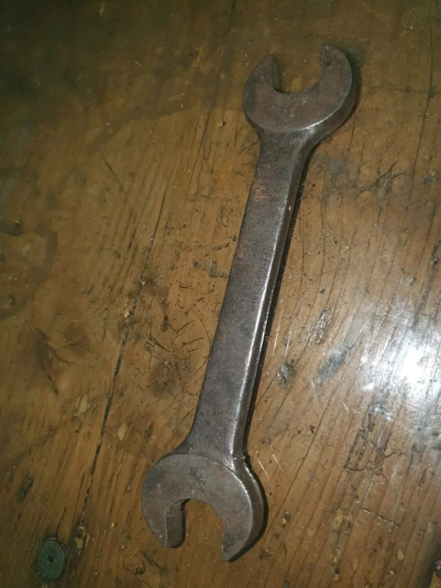J tyzack and son shelffield antique spanner rare - Image 2