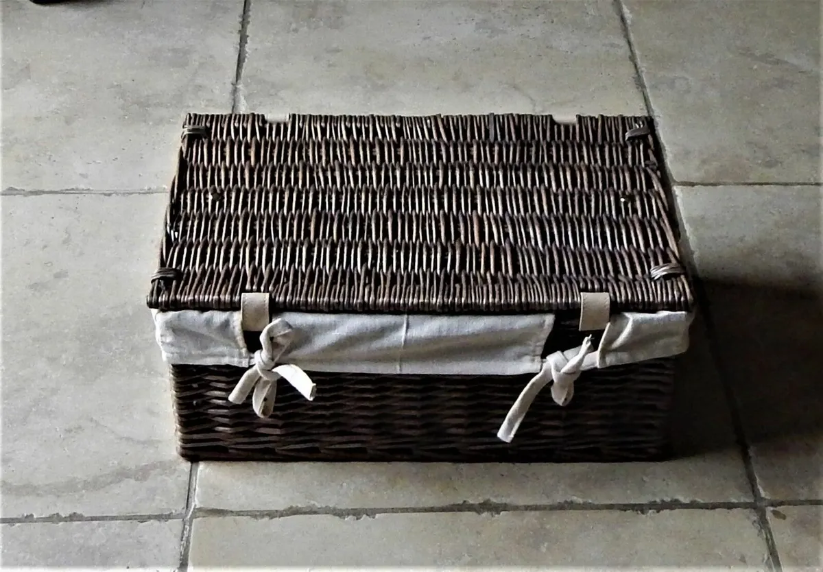 Wicker Hamper Basket - Image 3