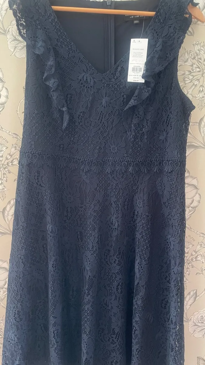 New dress - Image 2