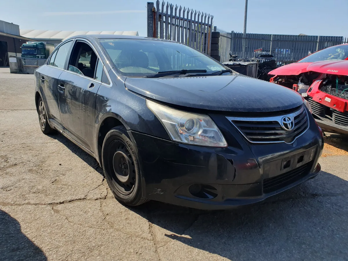 10 TOYOTA AVENSIS  2.0 D4D FOR BREAKING - Image 1