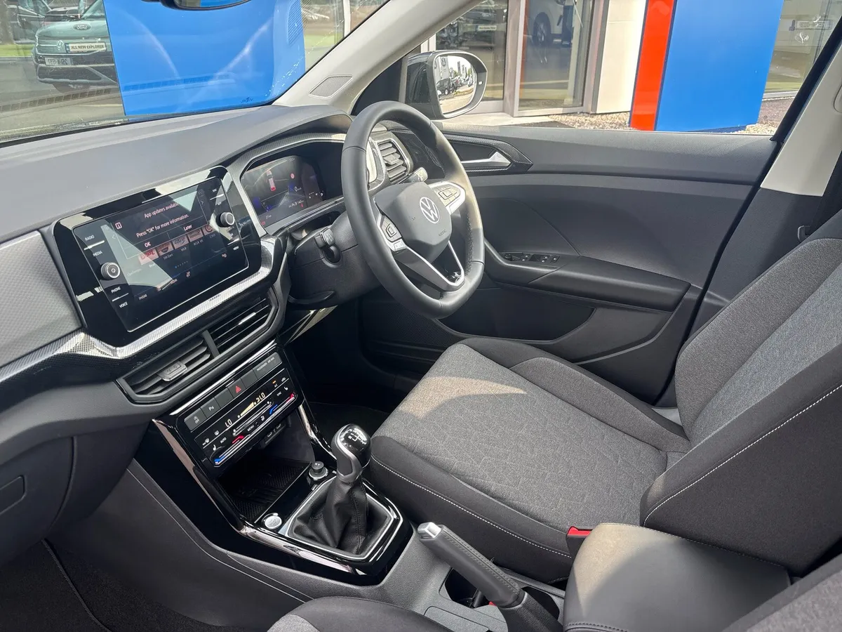 Volkswagen T-Cross 1.0 TSI M5F 95HP - Image 2