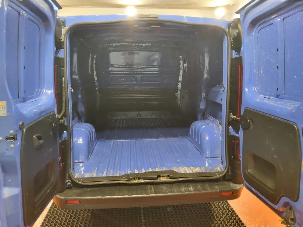 Opel Vivaro Vivaro L1h1 2700 90bhp 1.6 CDTI - Image 4