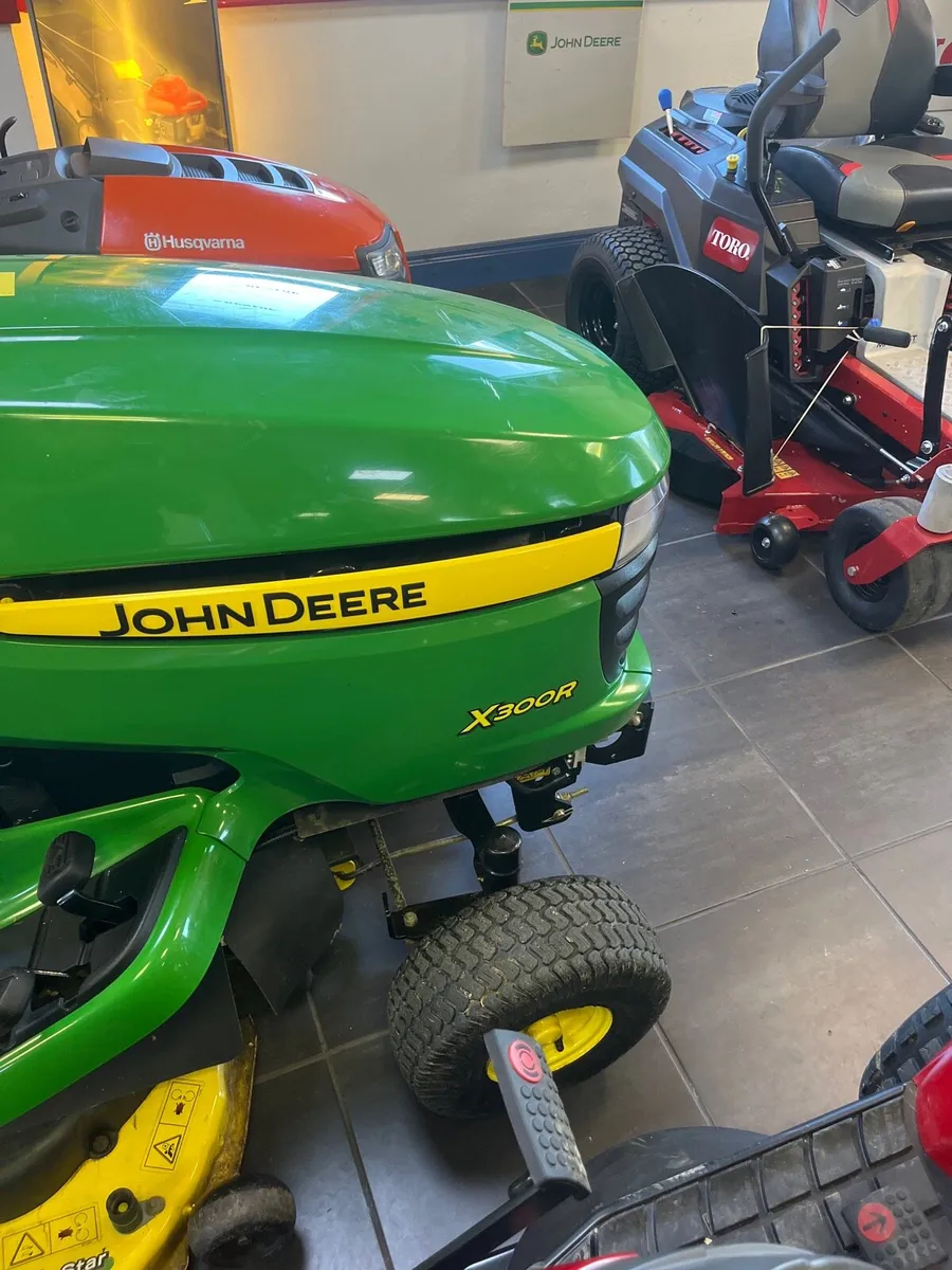 Lawnmowers - Image 3