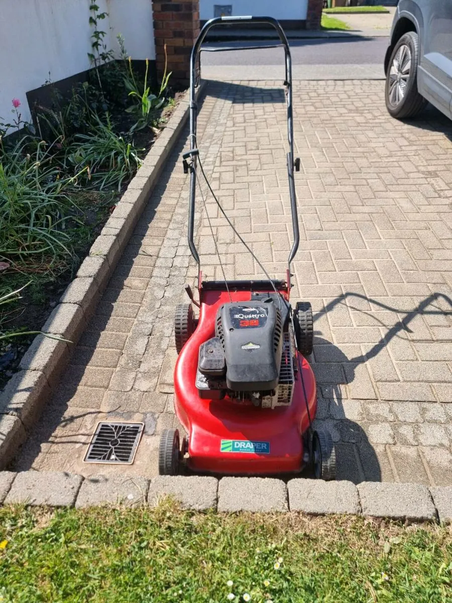 Briggs& Stratton Lawnmower - Image 3