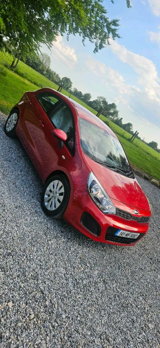2014 kia Rio - Image 2