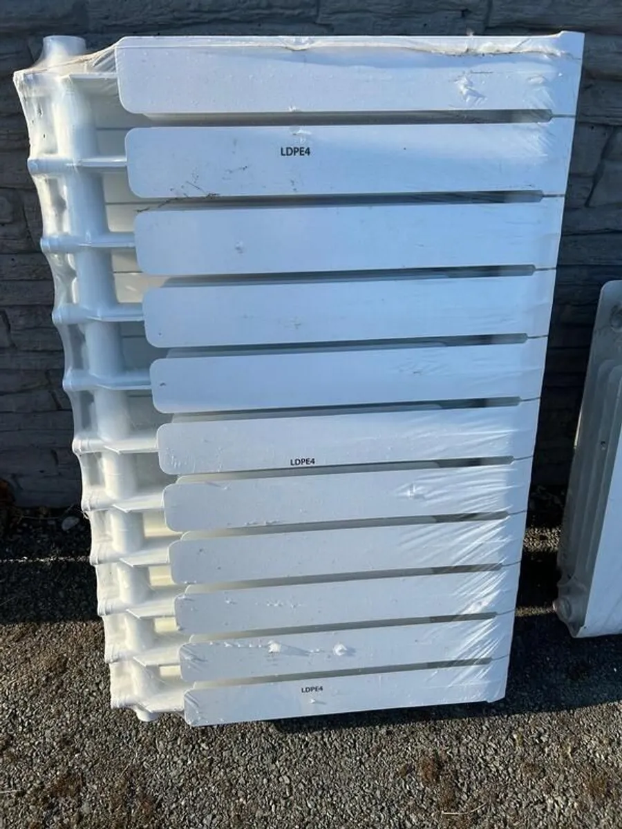 7 x Brand New Italian Aluminium Radiators   Sira Alice Princess and FIR Faral x7 Unused in Original Wrapping - Image 3