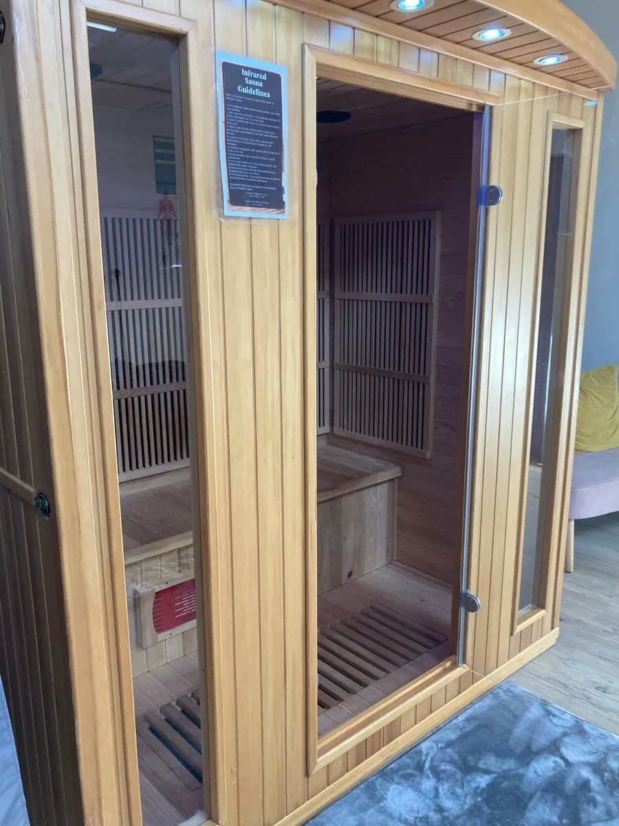 4 person infrared sauna - Image 2