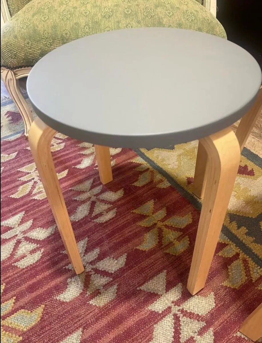Stools - Image 2