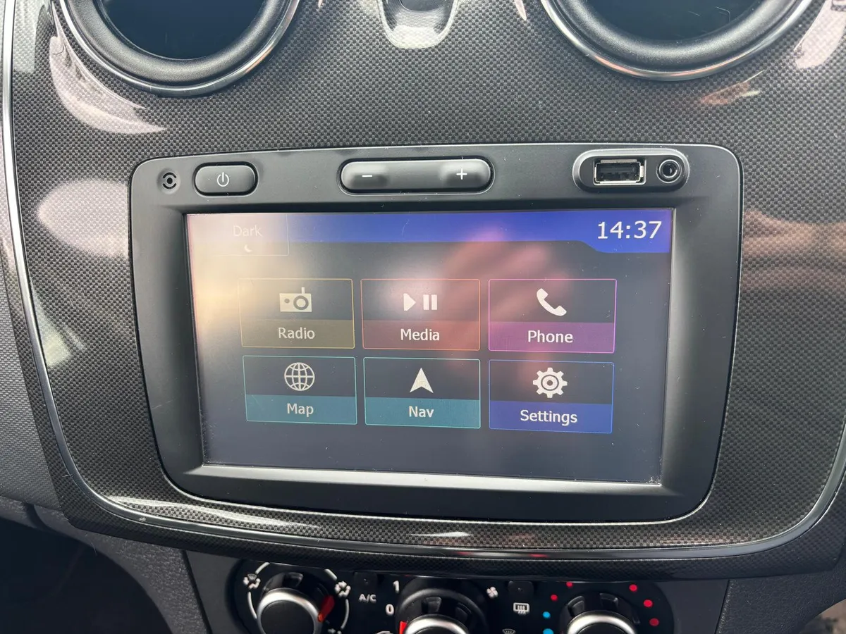 Dacia Sandero 2018   1.0  PETROL  LOW  MILEAGE - Image 4