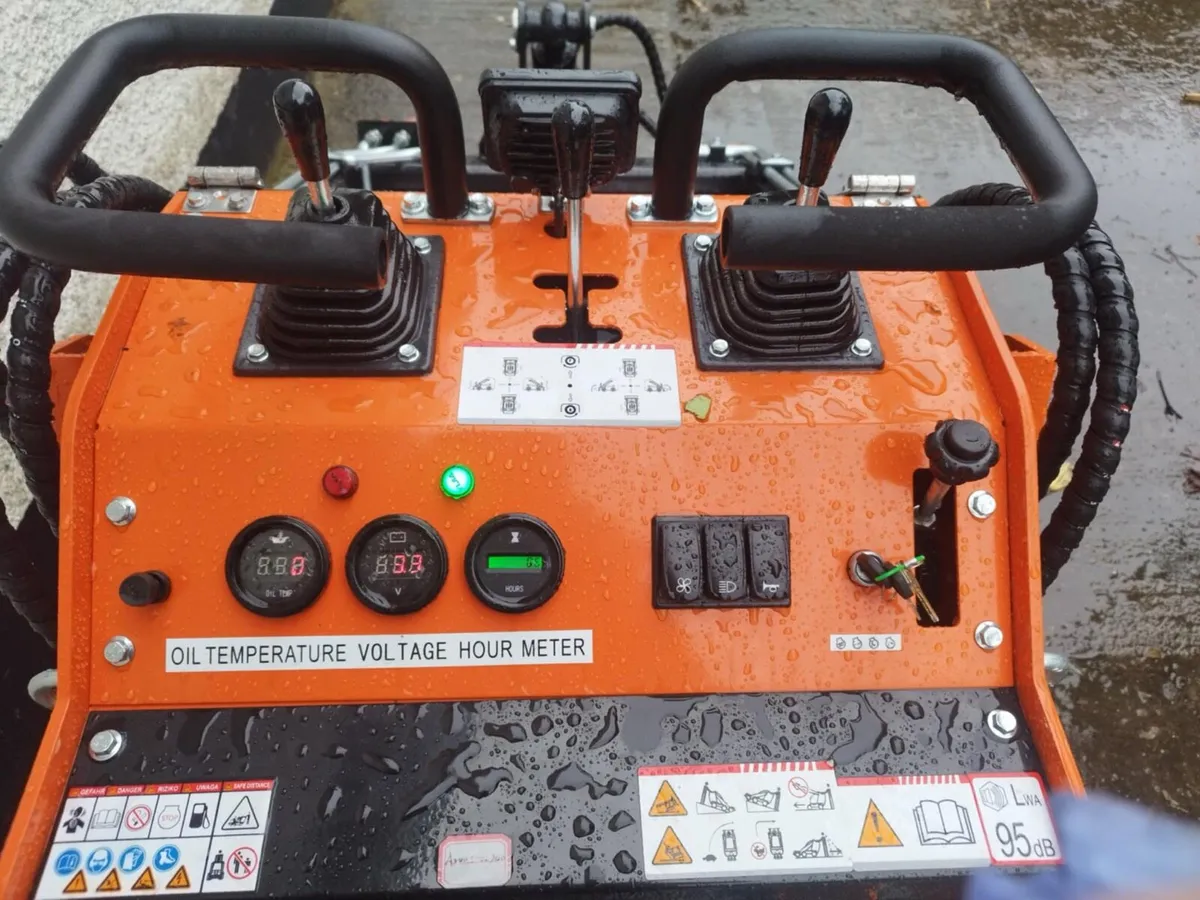 mini skid steer - Image 4