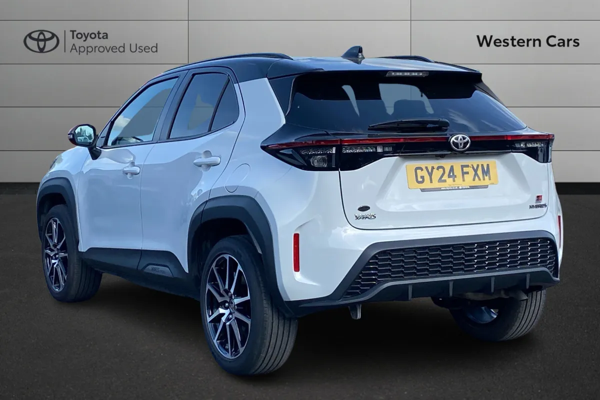 Toyota Yaris 2024 - Image 4