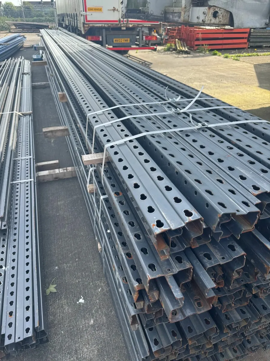 Black 8.1m steel profiles - Image 2