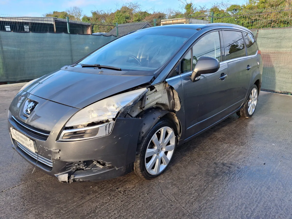 2011 Peugeot 5008 7 Seater - Image 3