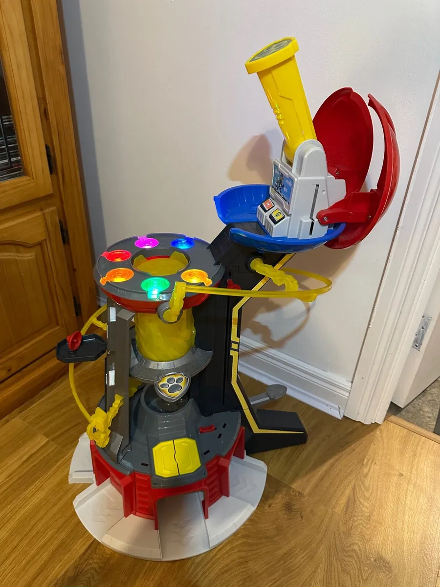 Paw Patrol Adventure City Tower Toy - Image 2